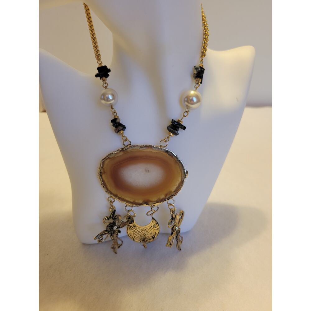 Agate‎ Necklace Gold Tone Metal Cross Crucifix Faux Pearl Statement Jewelry
